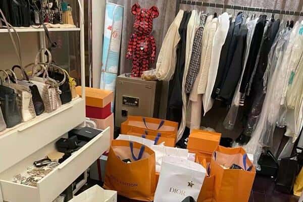 自贡市回收一线品牌衣服